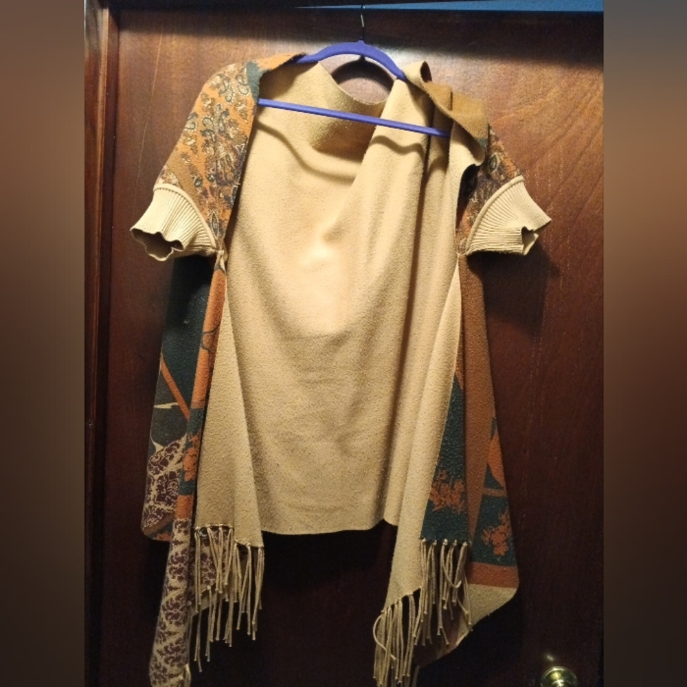 Pretty Parsuasion Woman's Cape Gorgeous One Size Fits All